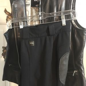 Fits riding pants